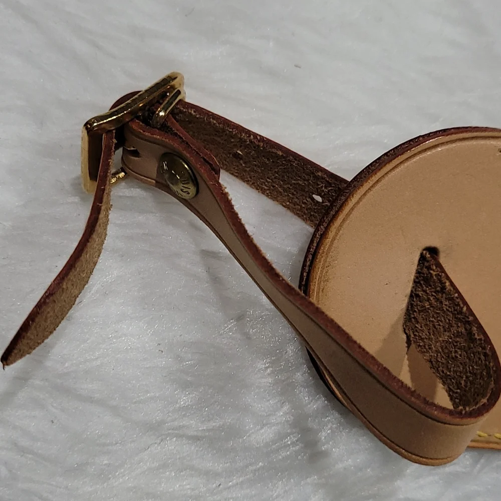 🤩 Louis Vuitton Name Tag Tan Leather  with Initials